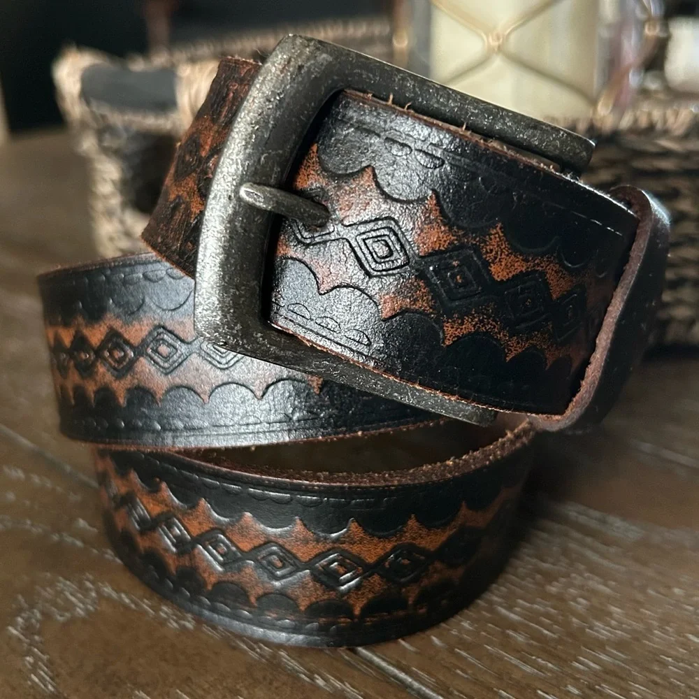 Wrangler Top Grain Cowhide Hand Tooled Black & Brown Leather Belt Size 38